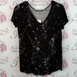 Kismet T-shirt brand new with tags flowers Black and Purple Floral V-Neck Top